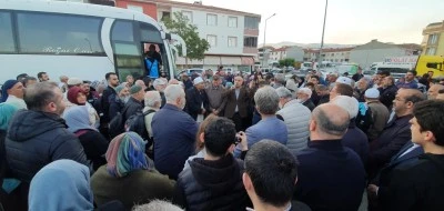 Gemlikli hacı adayları kutsal topraklara dualarla uğurlandı