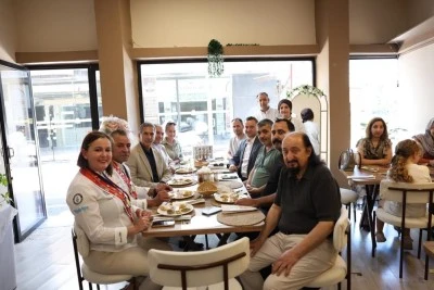 Gemlikli kadınlardan zeytinli mantı