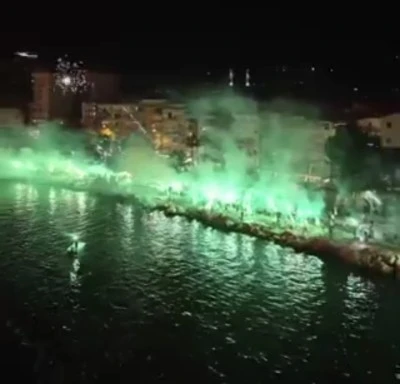 Gemlikliler Bursaspor'un Kuruluş Yıld&ouml;n&uuml;m&uuml;n&uuml; muhteşem bir şekilde kutladı !