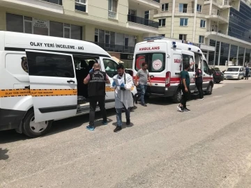 Gen&ccedil; avukat b&uuml;rosunda &ouml;l&uuml; bulundu
