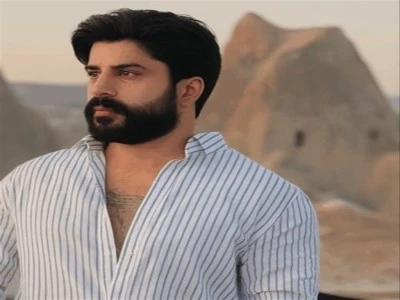 Gen&ccedil; baba, &uuml;&ccedil; k&uuml;&ccedil;&uuml;k kızının yanında &ouml;ld&uuml;r&uuml;ld&uuml;