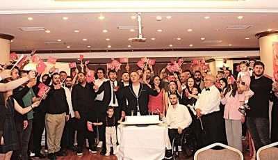 Gen&ccedil; inşaat m&uuml;hendislerinden coşkulu 19 Mayıs gecesi