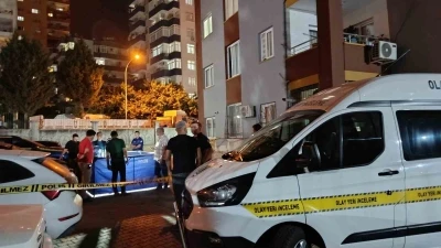 Gen&ccedil; kadını katledip intihar etti