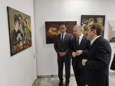 Bursalı gen&ccedil; ressamların eserleri b&uuml;y&uuml;k beğeni topladı