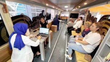 Gen&ccedil;B&uuml;s&rsquo;te YKS tercih maratonu devam ediyor
