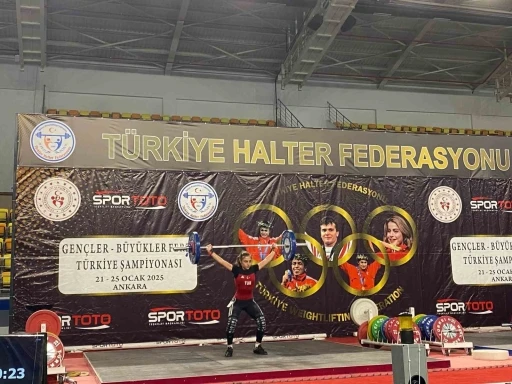 Gen&ccedil;ler ve B&uuml;y&uuml;kler Ferdi T&uuml;rkiye Halter Şampiyonası başladı

