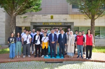 Gen&ccedil;lik Değişim Projesi &Ouml;ğrencilerinden Rekt&ouml;r Ka&ccedil;ar&rsquo;a ziyaret
