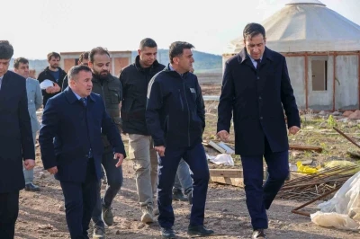 Gen&ccedil;lik Kampı ve Oba K&uuml;lt&uuml;r&uuml; Tematik Parkı&rsquo;nda &ccedil;alışmalar hızla devam ediyor
