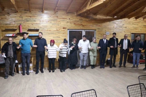 Gen&ccedil;lik ve Spor İl M&uuml;d&uuml;r&uuml; Taşdemir, gazetecileri unutmadı
