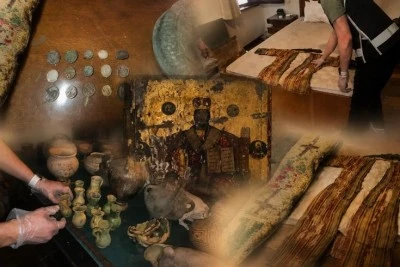 Ger&ccedil;ekleştirilen operasyonda 10 bini aşkın tarihi eser ve sikke ele ge&ccedil;irildi
