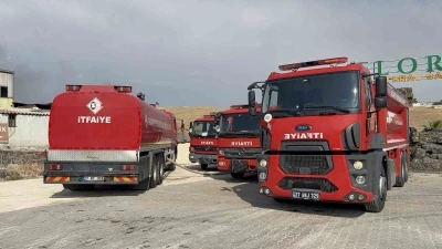 Geri d&ouml;n&uuml;ş&uuml;m fabrikasında &ccedil;ıkan yangın