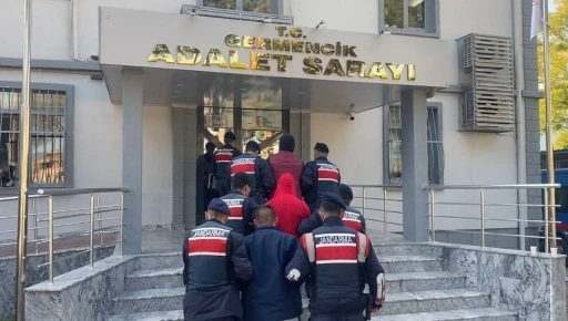 Germencik&rsquo;te uyuşturucu operasyonu: 3 tutuklama
