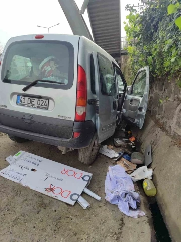 Giresun&rsquo;da trafik kazası 1 &ouml;l&uuml; 2 yaralı
