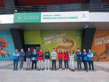 Girişimci 15 lise &ouml;ğrencisi &Ouml;T&Uuml;KEN İHA projesi i&ccedil;in destek bekliyor
