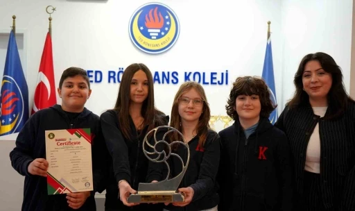 Girişimcilik yazılımı TED R&ouml;nesans Koleji&rsquo;ne d&uuml;nya şampiyonluğu getirdi
