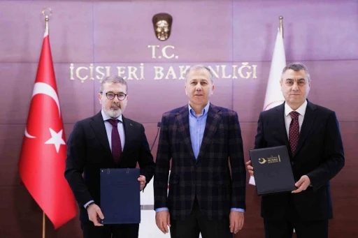 G&ouml;&ccedil; İdaresi Başkanlığı ile TİHEK arasında protokol imzalandı
