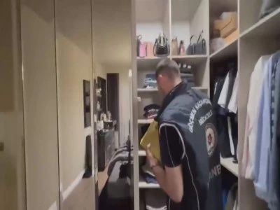 G&ouml;&ccedil;men ka&ccedil;ak&ccedil;ılığı gelirlerini aklayan ş&uuml;phelilere operasyon: 6 g&ouml;zaltı