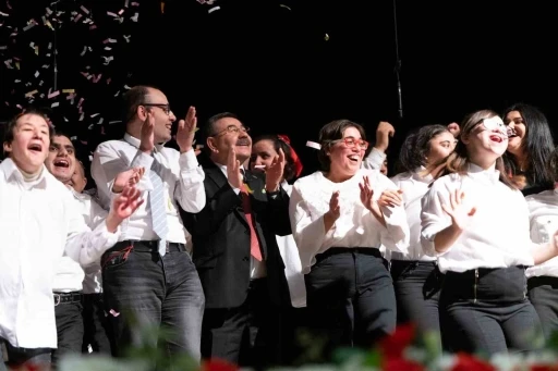 G&ouml;lbaşı&rsquo;ndaki &ouml;zel &ouml;ğrenciler doyasıya eğlendi
