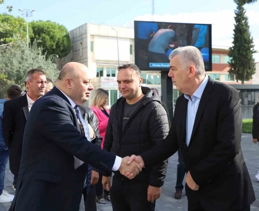 G&ouml;nen&rsquo;de muhtarlar g&uuml;n&uuml; &ccedil;oşkuyla kutlandı
