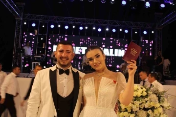 G&ouml;nen&rsquo;de muhteşem d&uuml;ğ&uuml;n
