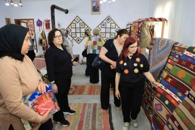 G&ouml;n&uuml;ll&uuml; anneler &Ccedil;ameli&rsquo;nin doğası ve k&uuml;lt&uuml;rel zenginliklerine hayran kaldı
