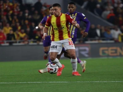 G&ouml;ztepe'de futbolculara sert uyarı! 