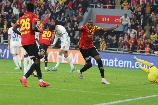 G&ouml;ztepe&rsquo;de istikrarın adı Heliton
