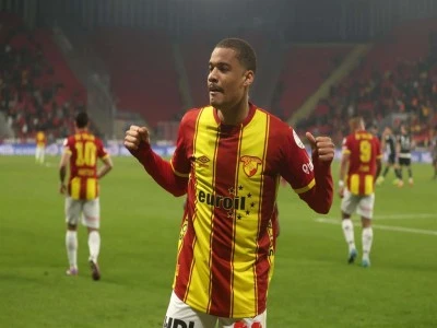 G&ouml;ztepe'de Janderson'a talip &ccedil;ıktı