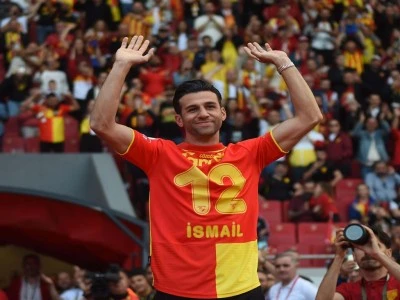 G&ouml;ztepe ile Trabzonspor, İsmail K&ouml;ybaşı'nın j&uuml;bilesi i&ccedil;in sahada
