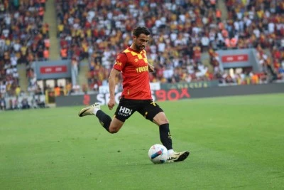 G&ouml;ztepe, Og&uuml;n Bayrak&rsquo;ın s&ouml;zleşmesini uzattı