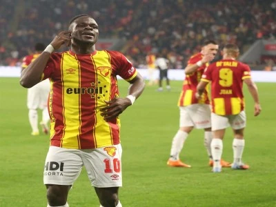 G&ouml;ztepe'ye 3 m&uuml;jde