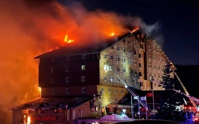 Grand Kartal Otel faciasında kayak kul&uuml;b&uuml; sahibine ve eğitmenlerine su&ccedil; duyurusu