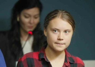 Greta Thunberg, &rsquo;polise itaatsizlik&rsquo; nedeniyle hapis cezasıyla karşı karşıya
