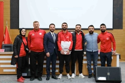 GSİM antren&ouml;relerine bilgi yarışması
