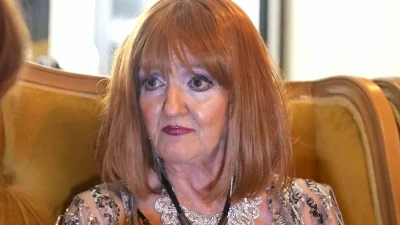 G&uuml;lden Karab&ouml;cek, 50 yıllık sessizliğini bozdu
