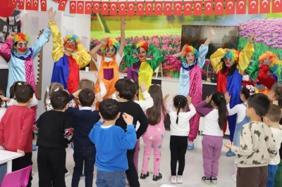 "G&uuml;l&uuml;msemenin G&uuml;c&uuml;" Projesiyle Anaokulunda Renkli Bir G&uuml;n