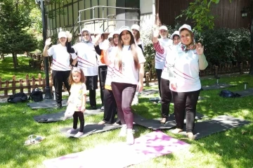 G&uuml;m&uuml;şhane&rsquo;de ev kadınları fitness ile sağlıklı yaşama adım atıyor
