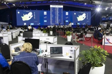 G&uuml;ney Afrika&rsquo;da iktidar partisi, 30 yıl sonra parlamentoda &ccedil;oğunluğu kaybetti
