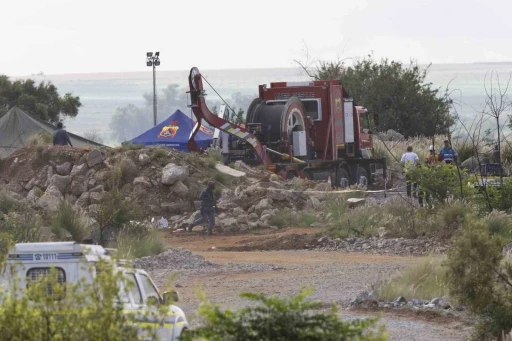 G&uuml;ney Afrika&rsquo;da ka&ccedil;ak madenden &ccedil;ıkarılan ceset sayısı 78&rsquo;e y&uuml;kseldi
