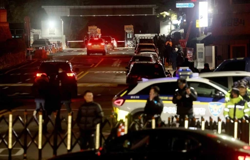 G&uuml;ney Kore parlamentosu sıkıy&ouml;netimin ge&ccedil;ersiz olduğuna karar verdi
