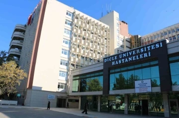 G&uuml;neydoğu&rsquo;nun sağlık &uuml;ss&uuml; olan Dicle &Uuml;niversitesi Hastaneleri 2023&rsquo;te 1 milyon 200 bin hastaya hizmet verdi

