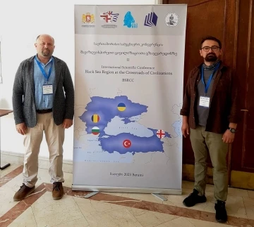 G&uuml;rcistan&rsquo;daki sempozyumda T&uuml;rkiye&rsquo;yi temsil ettiler
