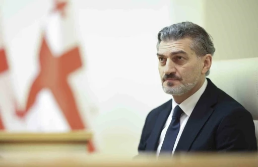 G&uuml;rcistan&rsquo;ın yeni Cumhurbaşkanı eski futbolcu Kavelaşvili oldu
