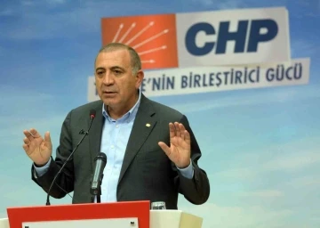 G&uuml;rsel Tekin CHP&rsquo;den istifa etti
