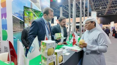 G&uuml;rsu armudu Cidde Turizm Fuarı'nda