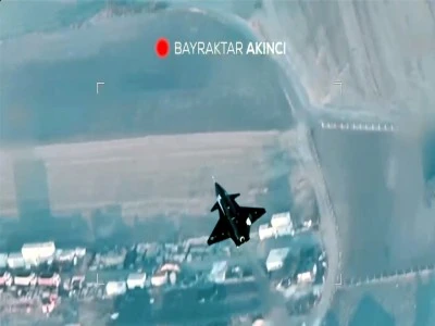 KIZILELMA PT-4 agresif tırmanış ve manevra test u&ccedil;uşunu başarıyla ger&ccedil;ekleştirdi