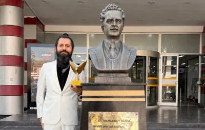 Akif Manaf Sağlık ve Barış &Ouml;d&uuml;l&uuml; N&acirc;zım Hikmet Ran&rsquo;a ithaf edildi