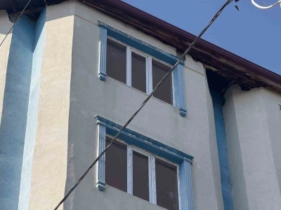 Iğdır&rsquo;da 5 katlı binaya ateş a&ccedil;ıldı, bina sakinleri panik yaşadı