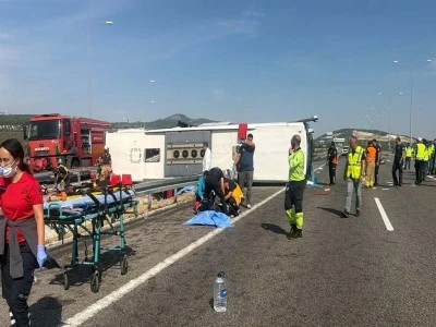 11 kişinin &ouml;ld&uuml;ğ&uuml; kazada otob&uuml;s ve TIR&rsquo;ın şof&ouml;r&uuml; tutuklandı