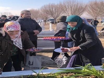 Iğdır'da &Ouml;l&uuml;ler Bayramı